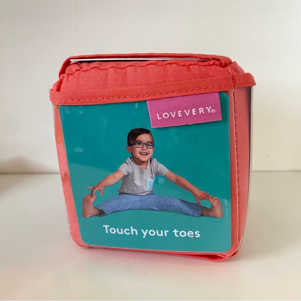 Lovevery Simon Says Activity Cube from Pioneer Kit (24 -36 months)